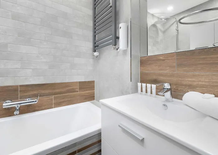 Modern In With Air Conditioning By Renters Διαμέρισμα *